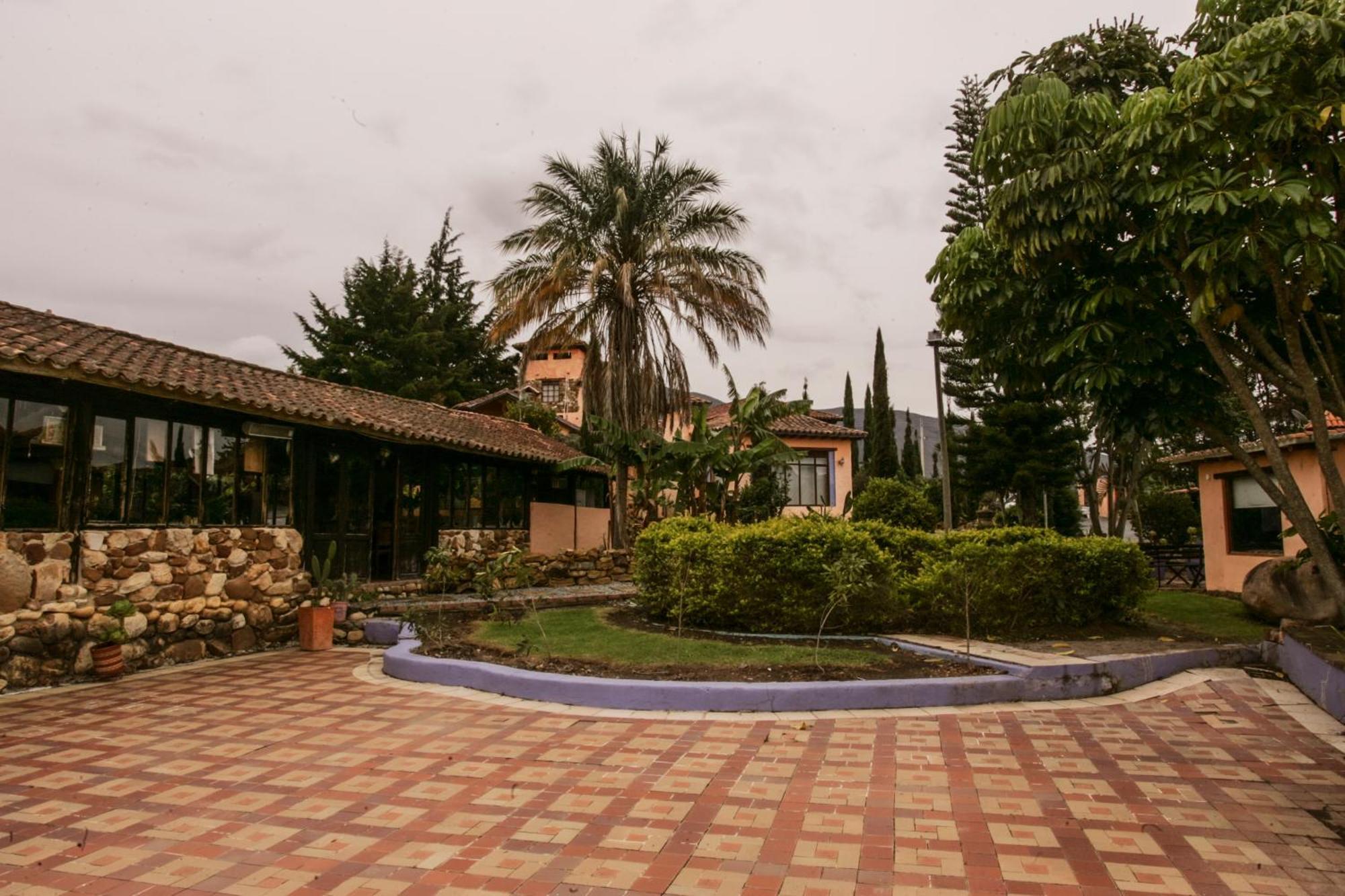 Gasthaus Hacienda Flamingo Villa de Leyva Exterior foto